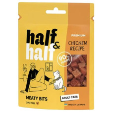 Ласощі для котів Half & Half у формі м'ясних шматочків з куркою 50 г