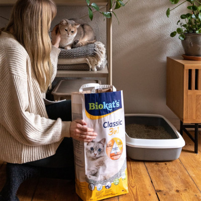 Наповнювач туалета для котів Biokat's Classic 3in1 18 л (бентонітовий) Наповнювач туалета для котів Biokat's Classic 3in1 18 л (бентонітовий)